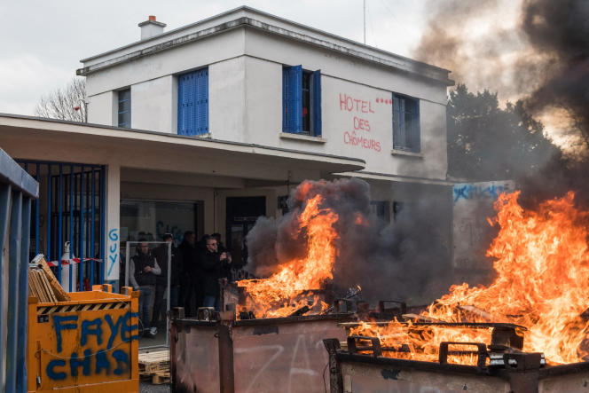 Devant l'usine Luxfer, le 22 janvier 2020, Gersa, Puy-de-Dom.