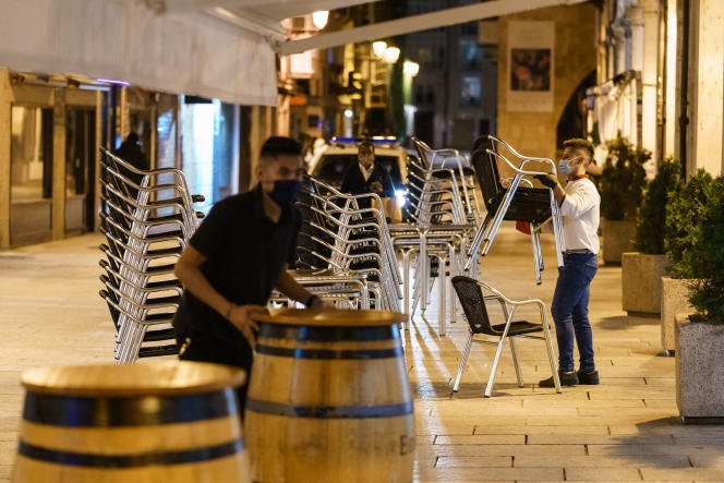 Dans le centre-ville de Burgos, région de Castille et León, le 24 octobre 2020.  -