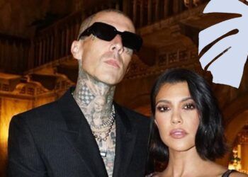 L’image contient peut-être : Kourtney Kardashian, peau, lunettes de soleil, accessoires, accessoire, humain, personne, vêtements, vêtements et costume