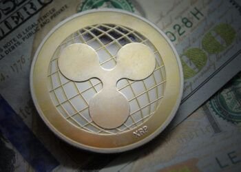 Le prix XRP pousse à 0,8 $ alors que la dynamique du marché gonfle – CryptoMode