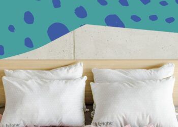 L’image peut contenir: Décoration intérieure, Couverture, Linge, Meubles et Lit