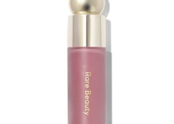 L’image peut contenir: Cosmétiques et Bouteille