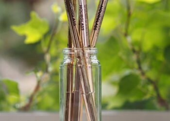 Examen de l'eye-liner en gel imperméable Hourglass Voyeur