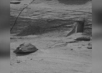 La « porte » vue sur Mars n’est pas pour les extraterrestres. Voici comment cela s’est vraiment formé.