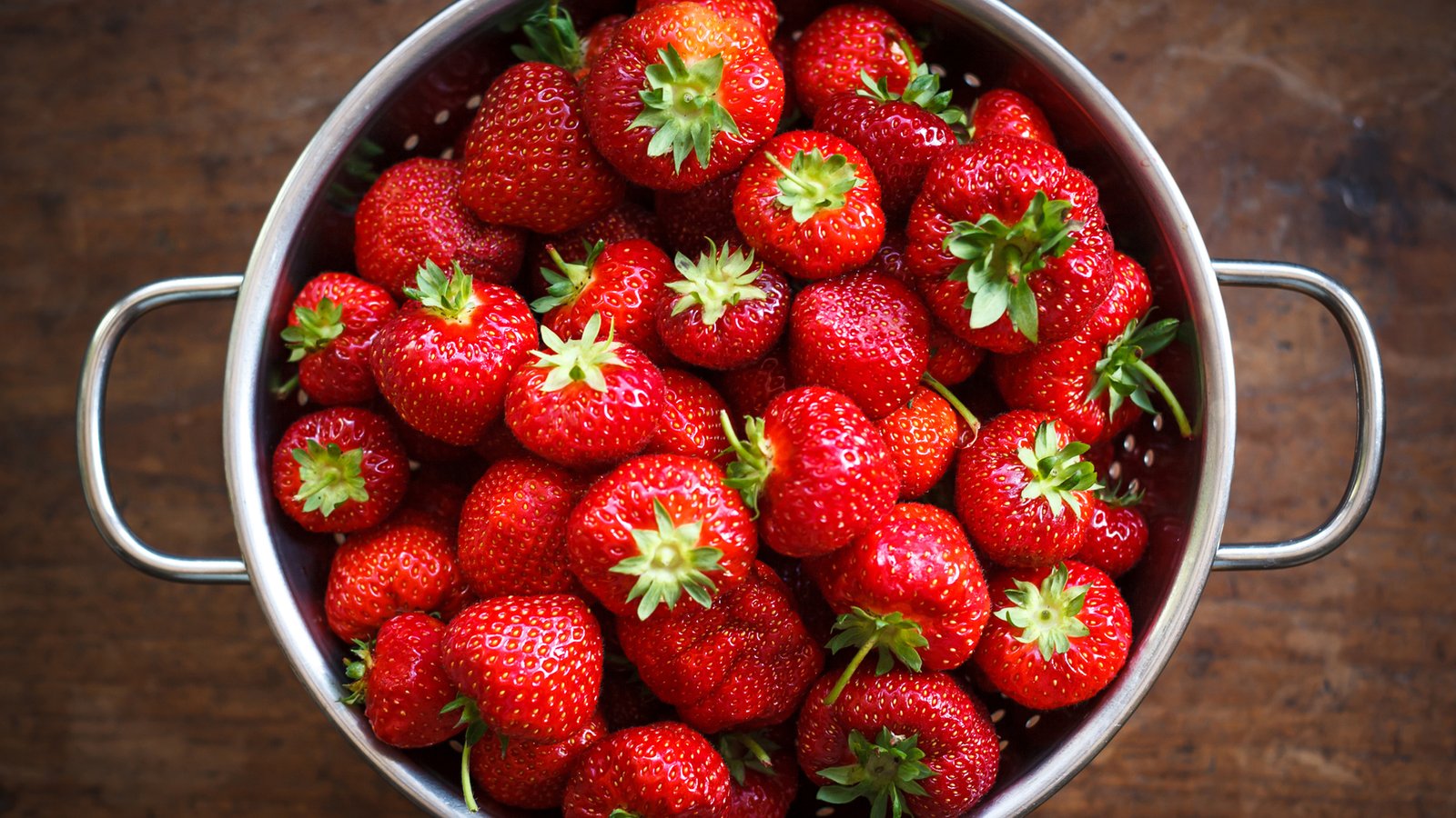 les fraises sont un bon fruit à faible teneur en sucre