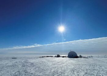 Un écosystème secret découvert sous la surface glacée de l'Antarctique par des chercheurs