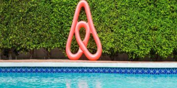 Airbnb Permanently Bans Party Events, Breaking Rules May Lead to Account Suspension