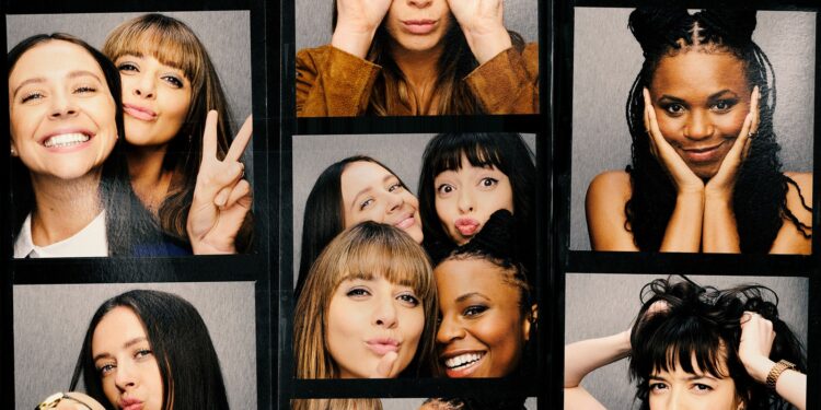 L'image peut contenir une personne humaine Publicité Collage Poster Bel Powley Face and Photo Booth