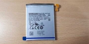 La fuite d'images de la double batterie Samsung Flip 4 laisse entrevoir une capacité et une vitesse de charge améliorées