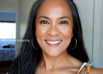 Maquillage frais et estival avec un tout petit peu d'éclat