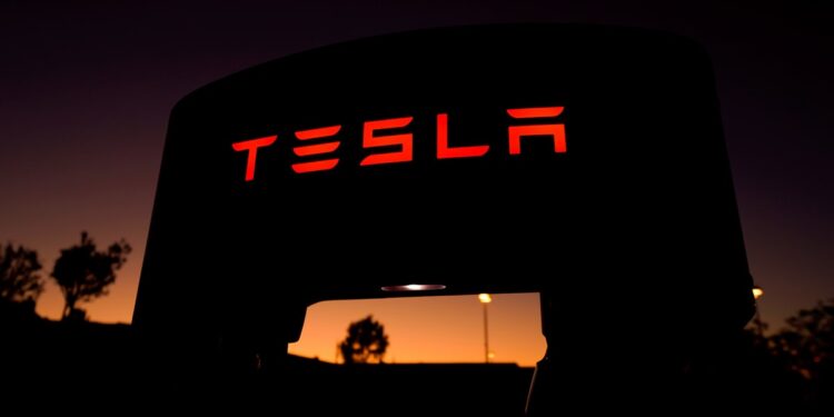 Tesla Et Elon Musk Sont Les Bienvenus En Inde Mais