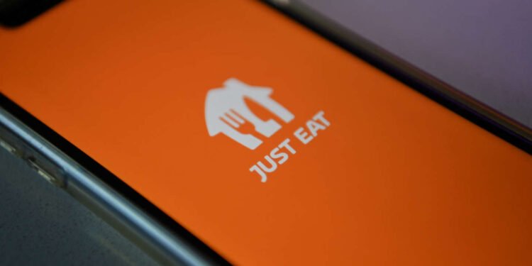 Appel à la grève des livreurs Just Eat, sous la menace de la canicule et d'un plan de licenciement – Thebuzzly