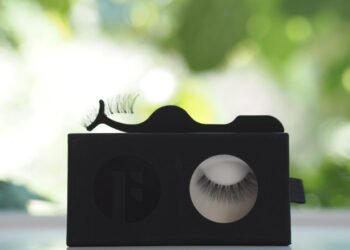 Examen des cils scintillants |  Blogueuse beauté britannique