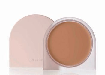 La maquilleuse de Rosie Huntington-Whiteley partage son hack sérum-après-maquillage