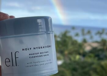 Vacation Beauty Shoutout : elf Holy Hydration Makeup Baume nettoyant fondant