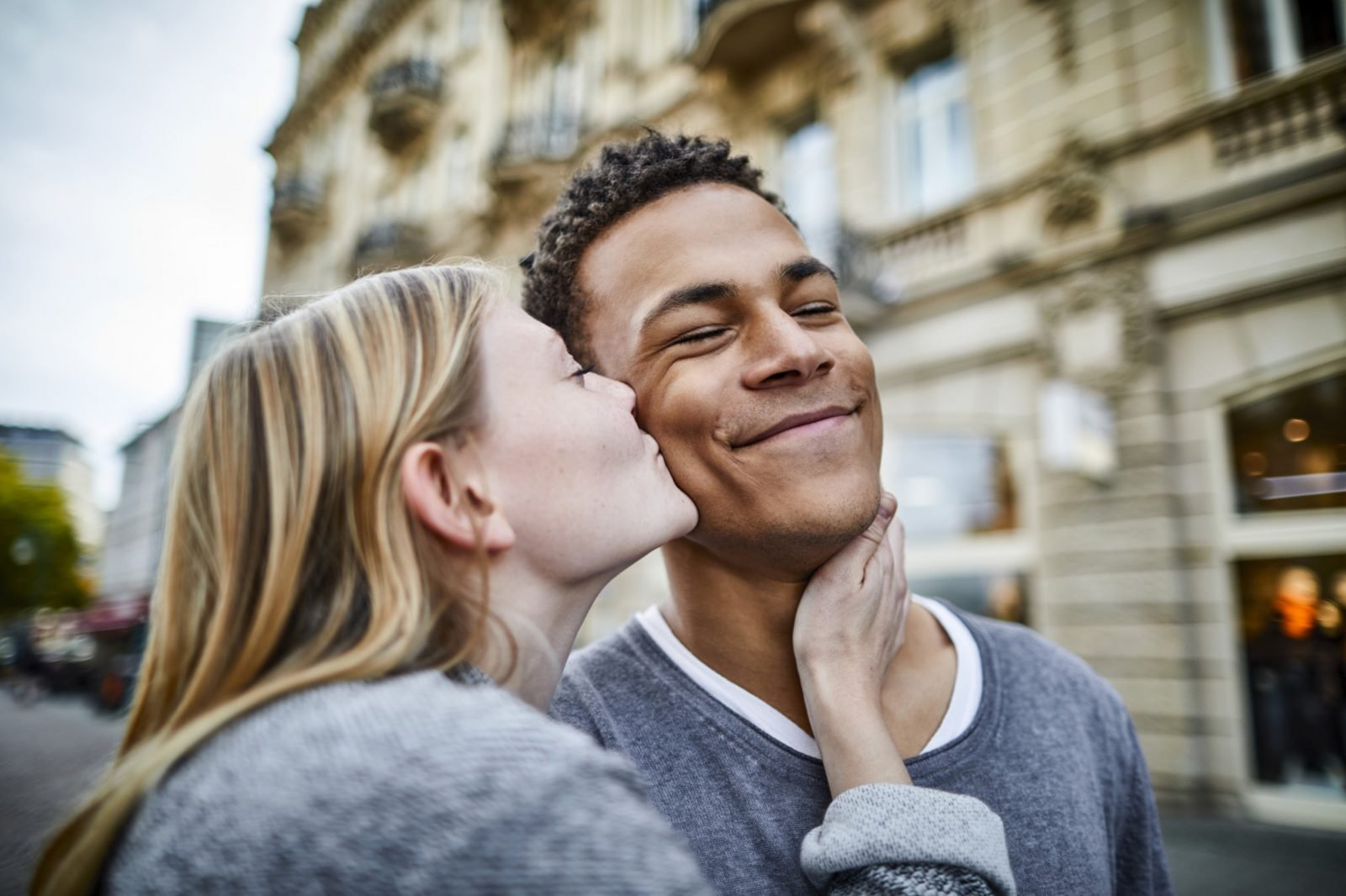 10 qualités que una mujer debe esperar en un hombre