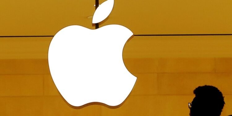 Le ministère américain de la Justice aurait rédigé une plainte antitrust contre Apple – Thebuzzly