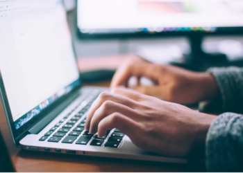 Construire un pont sur la fracture numérique pour les zones à faible revenu aux États-Unis