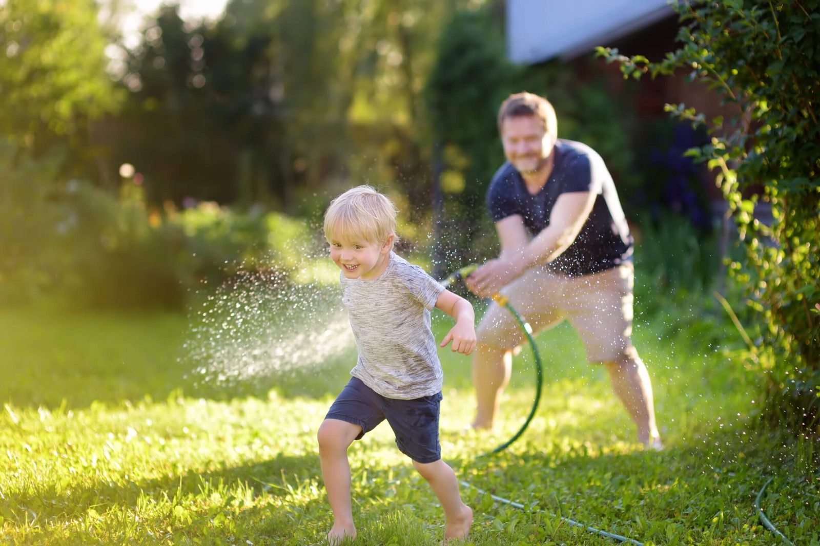 Découvrez ces photos touchantes de pères avec leurs enfants