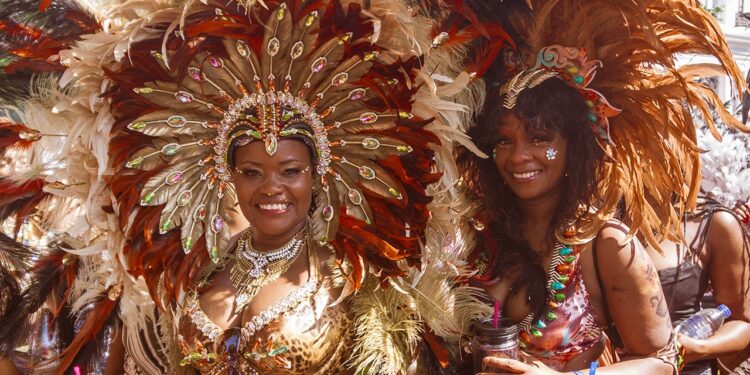 Le carnaval de Notting Hill m'a aidé à aimer à nouveau mon corps – Thebuzzly