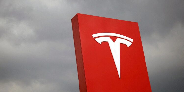 Tesla demandera l'approbation des investisseurs pour le deuxième fractionnement d'actions lors de l'assemblée générale annuelle : détails – Thebuzzly