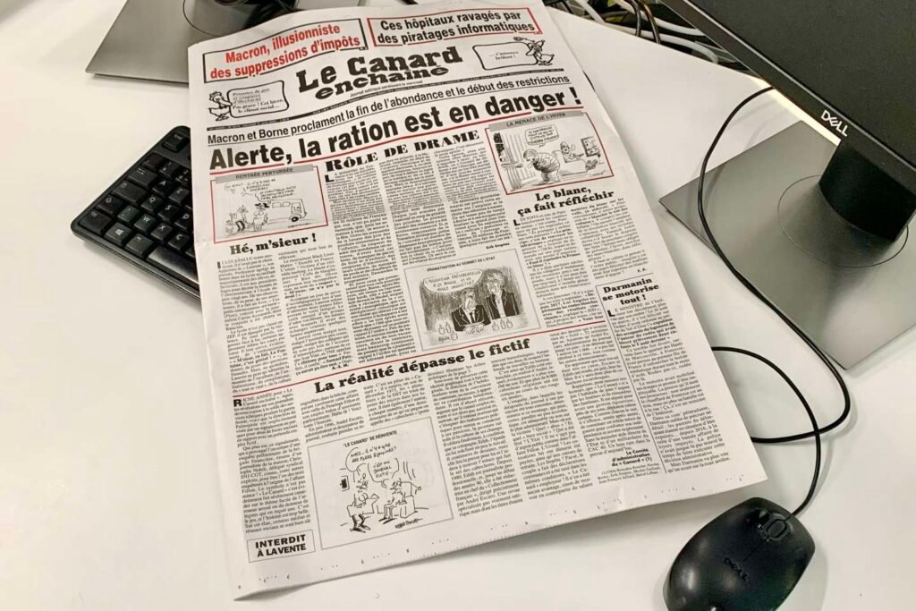 Cfc4d3f 1661881682143 Img 3387 1 "Le Canard enchaîné" se défend contre des accusations d'abus de biens sociaux