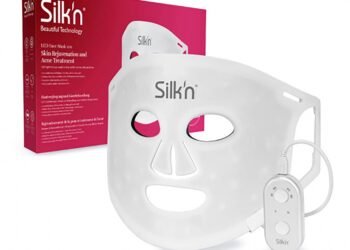 L'image peut contenir : Masque