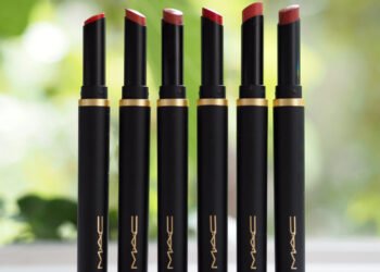 MAC Poudre Kiss Velvet Blur Slim Bâtons