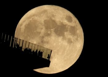 La pleine lune d'octobre, la lune du chasseur, se lève le 9 octobre