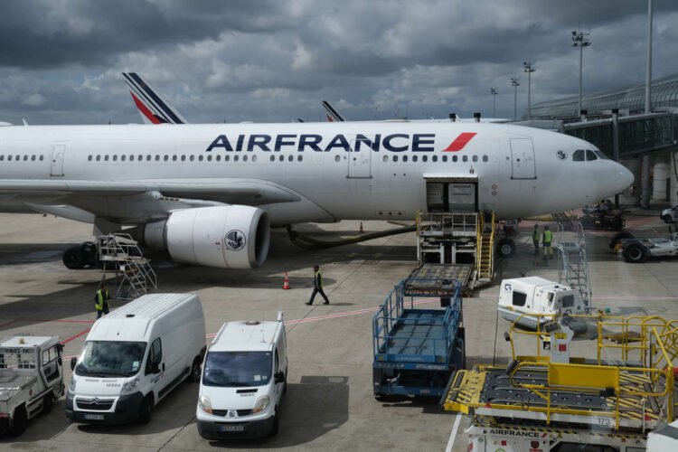 Air France sous la menace d'une grève des hôtesses et stewards – Thebuzzly