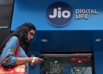 Jio 5G Services to Roll Out Across India by December 2023, Says Mukesh Ambani