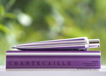 Revue Chantecaille Just Skin |  Blogueuse beauté britannique