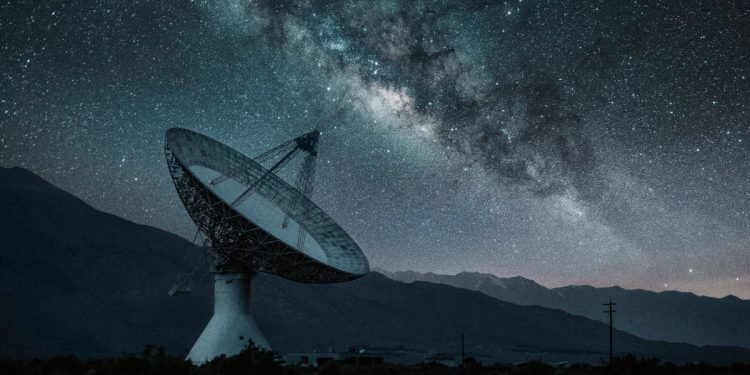 Les scientifiques travaillent sur un «protocole de contact extraterrestre» officiel pour le moment où ET téléphone à la Terre