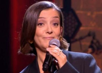 un retour imminent sur scène après l'accouchement, "pas de congé mat"