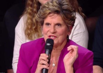 Qui est Laure Balon, l'enseignante de la Star Academy ?