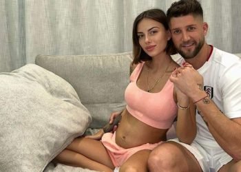 Enceinte, Giuseppa se fait lourdement agresser sur Instagram après une photo un peu osée