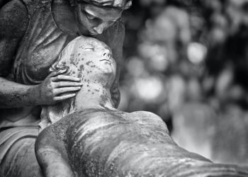 Une infirmière révèle ce que les gens disent généralement avant de mourir… Déchirant !