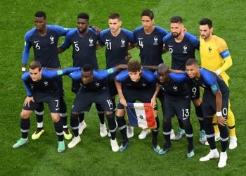 Pourquoi joue-t-on au foot à 11 ans ?