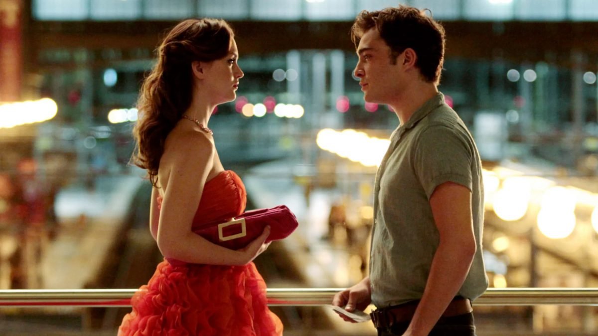 Chuck Bass And Blair Waldorf Toxic, Coiffure, Bras, Muscle, Humain, Robe, Photographie au flash, Geste 