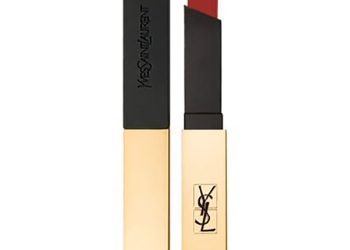 L’image peut contenir : cosmétiques et rouge à lèvres