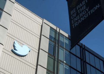 Twitter licenciera vendredi