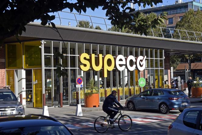 Un magasin Supeco, l'enseigne discount de Carrefour, à Valenciennes (Nord), le 4 septembre 2019.