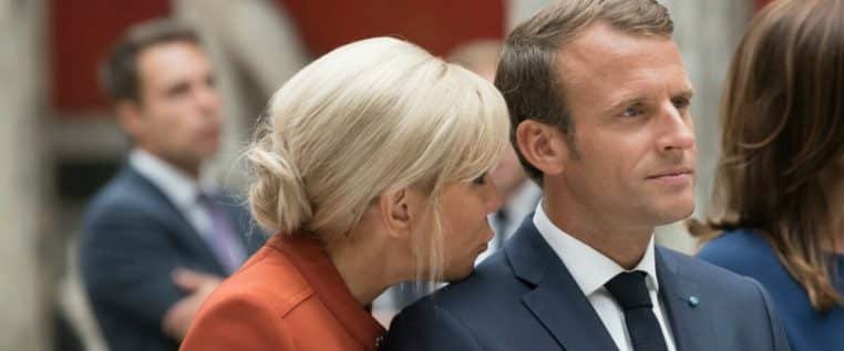 Emmanuel et Brigitte Macron surpris en pleine balade romantique dans les rues du Havre – Thebuzzly