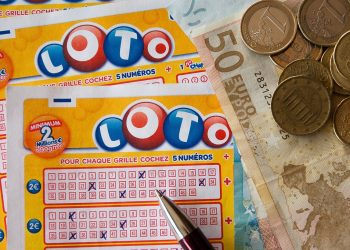 Il gagne 30 millions d'euros et ne dit rien à sa femme