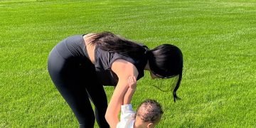 Kylie Jenner partage de superbes candids avec son fils de 9 mois qui, techniquement, s'appelle encore Wolf