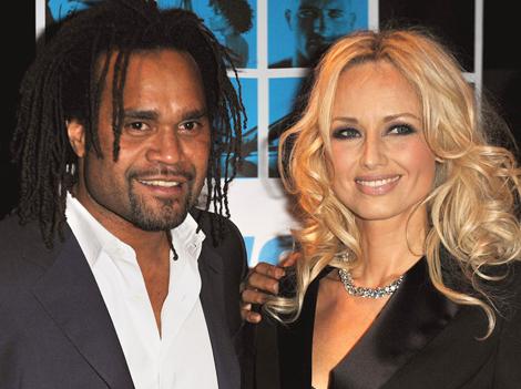 Pourquoi Adriana Karembeu garde-t-elle le nom de son ex, même après son remariage ? – Thebuzzly