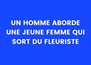 Un homme s'approche d'une jeune femme qui sort du magasin de fleurs