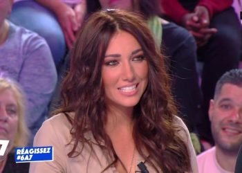 delphine wespiser devoile premieres images calendrier