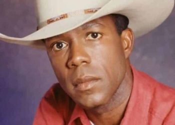 Mort d'un acteur célèbre à 66 ans