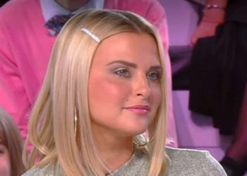 La surprenante déclaration de Kelly Vedovelli à Cyril Hanouna en direct dans TPMP (vidéo)